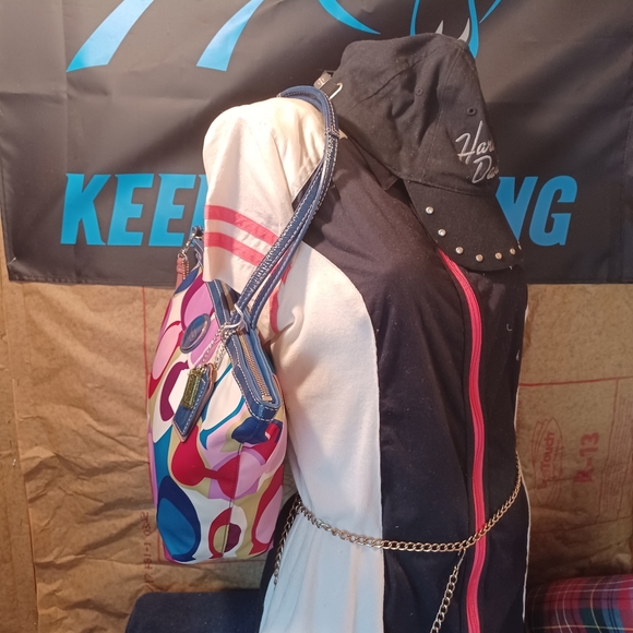 Coach scarf print - Picture 11 of 13